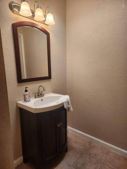 Southwestern Charm - Minutes From Everything 3/2 Sierra Vista Exteriör bild